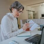 Why Do Writers Use Dictionaries? Why Do Writers Use Dictionaries?